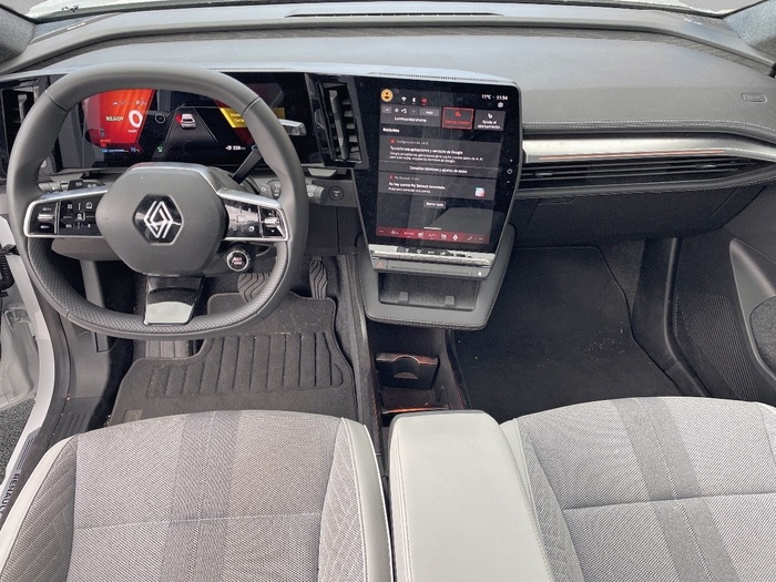 Renault Scenic Iconic Gran autonomía E-Tech 160 kW (218 CV) - 8 Renault Scenic Iconic Gran autonomía E-Tech 160 kW (218 CV) - 8