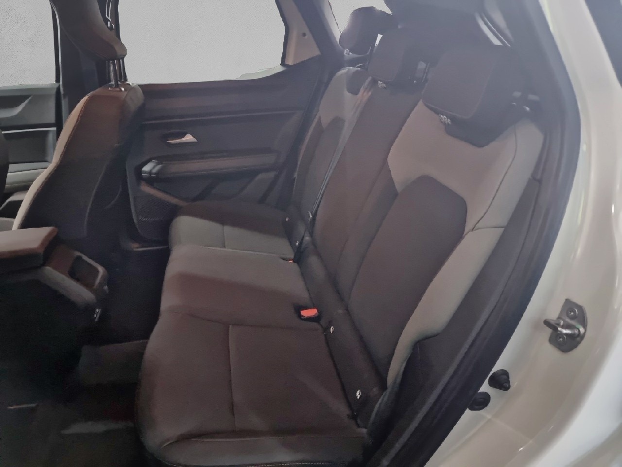 Dacia Duster Extreme 48V TCE 96 kW (130 CV) 4X2 - 10