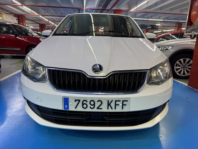 SkodaFabia 1.0 MPI Active 55 kW (75 CV) Vehículo usado en Barcelona - 3