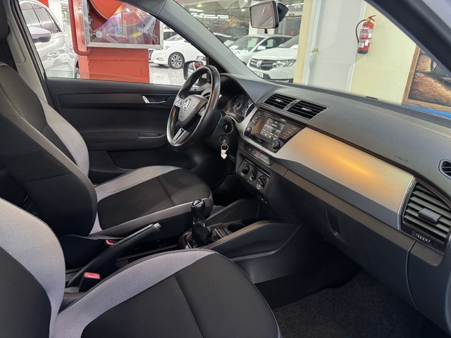 SkodaFabia 1.0 MPI Active 55 kW (75 CV) Vehículo usado en Barcelona - 7