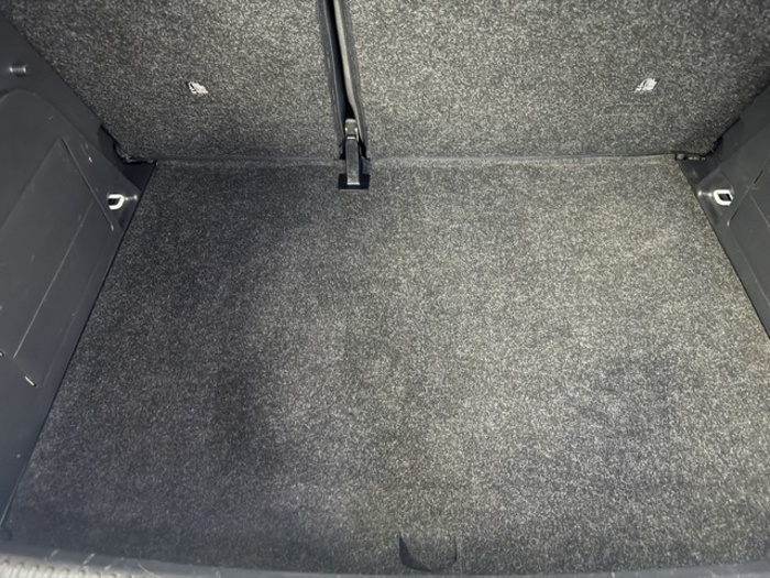 SkodaFabia 1.0 MPI Active 55 kW (75 CV) Vehículo usado en Barcelona - 10 SkodaFabia 1.0 MPI Active 55 kW (75 CV) Vehículo usado en Barcelona - 10