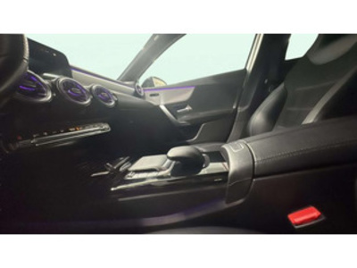 Mercedes-Benz Clase A 180 d 85 kW (116 CV) Mercedes-Benz Clase A 180 d 85 kW (116 CV)