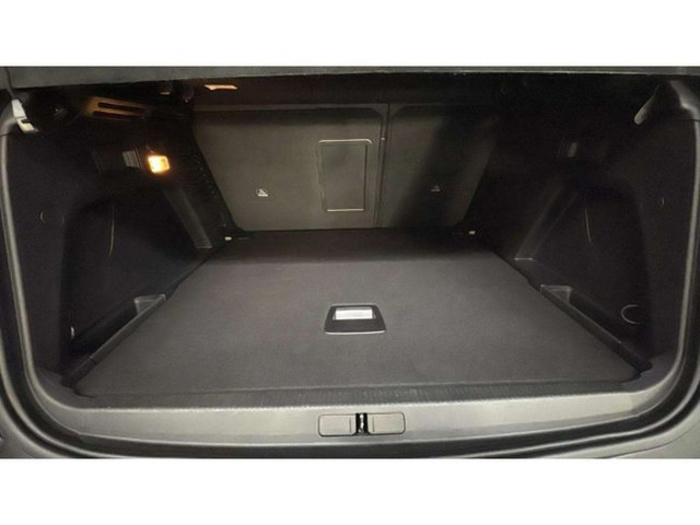 Peugeot3008 PureTech 130 S&S Allure Pack 96 kW (130 CV) Vehículo usado en Barcelona - 19 Peugeot3008 PureTech 130 S&S Allure Pack 96 kW (130 CV) Vehículo usado en Barcelona - 19