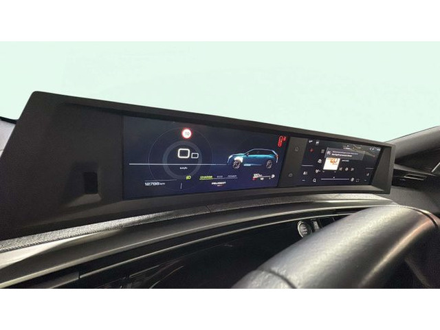 Peugeot5008 Hybrid 1.2 Allure eDCS6 107 kW (145 CV) Vehículo usado en Barcelona - 16