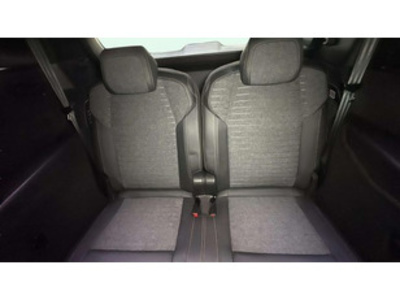 Peugeot 5008 Hybrid 1.2 Allure eDCS6 107 kW (145 CV) Peugeot 5008 Hybrid 1.2 Allure eDCS6 107 kW (145 CV)