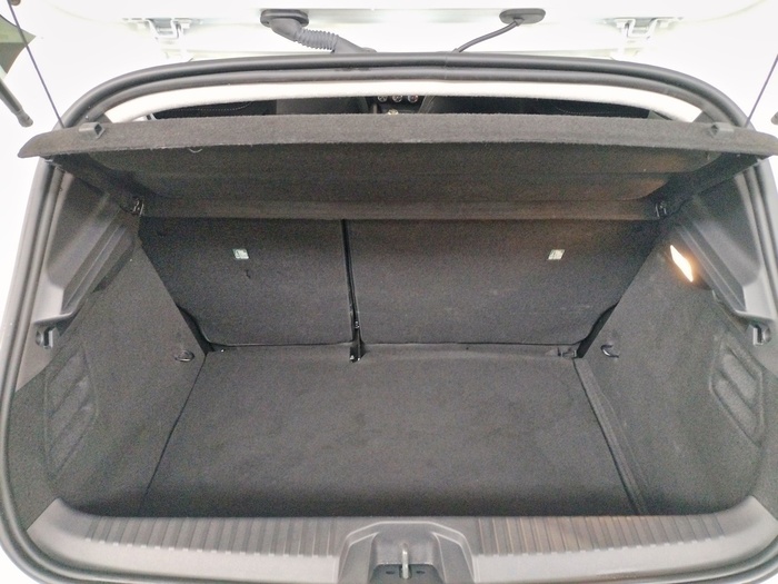 Renault Clio Eco-G 100 GLP Evolution 74 kW (100 CV) - 12 Renault Clio Eco-G 100 GLP Evolution 74 kW (100 CV) - 12