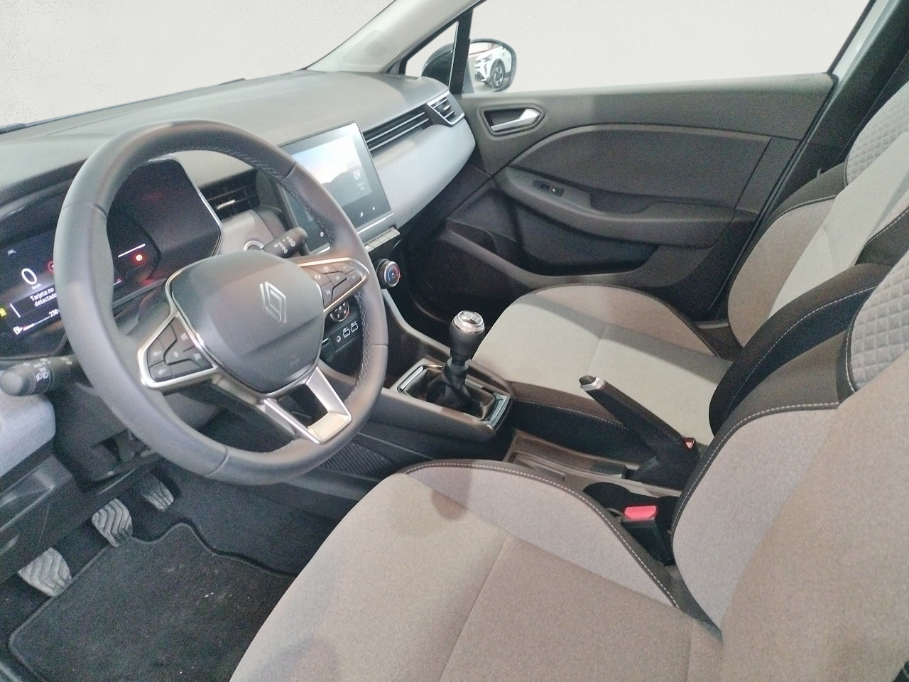 Renault Clio Eco-G 100 GLP Evolution 74 kW (100 CV) - 15