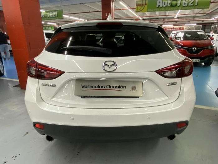 MazdaMazda 3 2.0 GE Luxury Safety AT 88 kW (120 CV) Vehículo usado en Barcelona - 5 MazdaMazda 3 2.0 GE Luxury Safety AT 88 kW (120 CV) Vehículo usado en Barcelona - 5