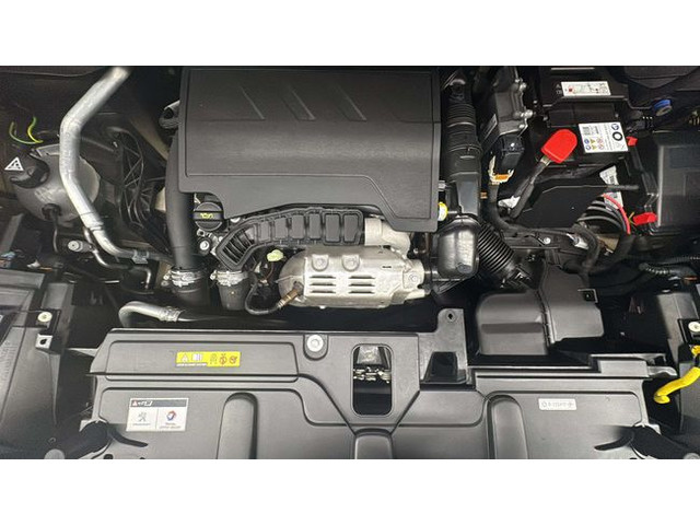 Peugeot3008 PureTech 130 S&S Allure Pack 96 kW (130 CV) Vehículo usado en Barcelona - 19