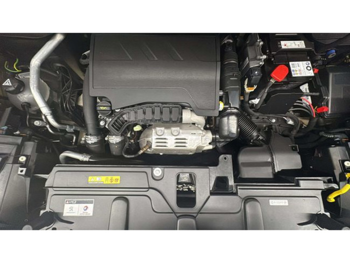 Peugeot3008 PureTech 130 S&S Allure Pack 96 kW (130 CV) Vehículo usado en Barcelona - 19 Peugeot3008 PureTech 130 S&S Allure Pack 96 kW (130 CV) Vehículo usado en Barcelona - 19