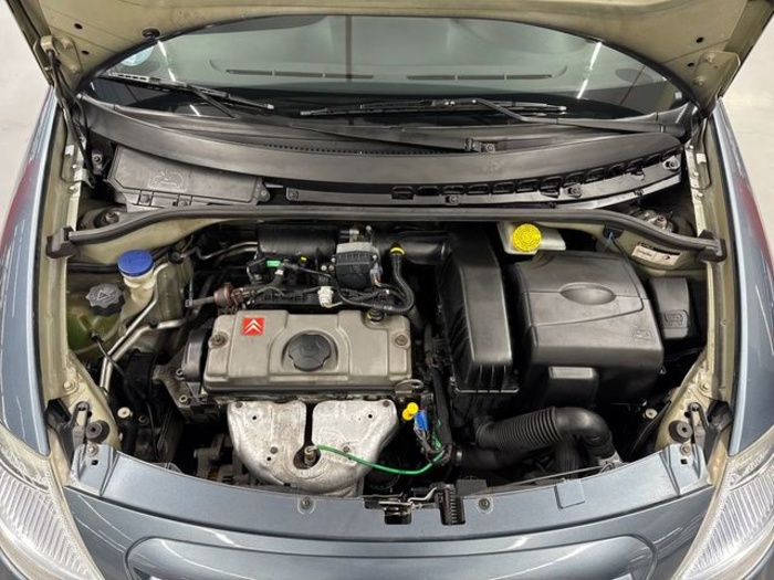 CitroenC3 1.4 Collection 54 kW (75 CV) Vehículo usado en Barcelona - 26 CitroenC3 1.4 Collection 54 kW (75 CV) Vehículo usado en Barcelona - 26