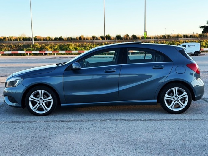 Mercedes-BenzClase A 180 CDI Urban 80 kW (109 CV) Vehículo usado en Barcelona - 7 Mercedes-BenzClase A 180 CDI Urban 80 kW (109 CV) Vehículo usado en Barcelona - 7