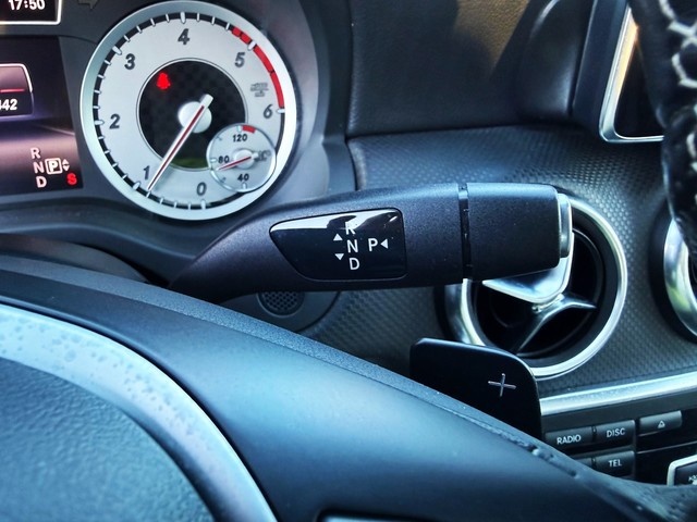 Mercedes-BenzClase A 180 CDI Urban 80 kW (109 CV) Vehículo usado en Barcelona - 19