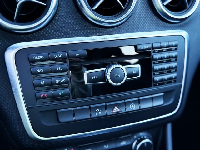 Mercedes-BenzClase A 180 CDI Urban 80 kW (109 CV) Vehículo usado en Barcelona - 22