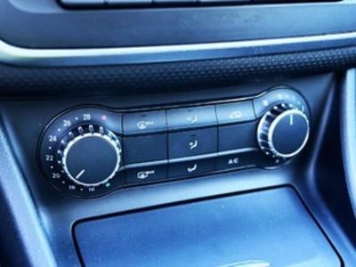 Mercedes-Benz Clase A 180 CDI Urban 80 kW (109 CV) Mercedes-Benz Clase A 180 CDI Urban 80 kW (109 CV)