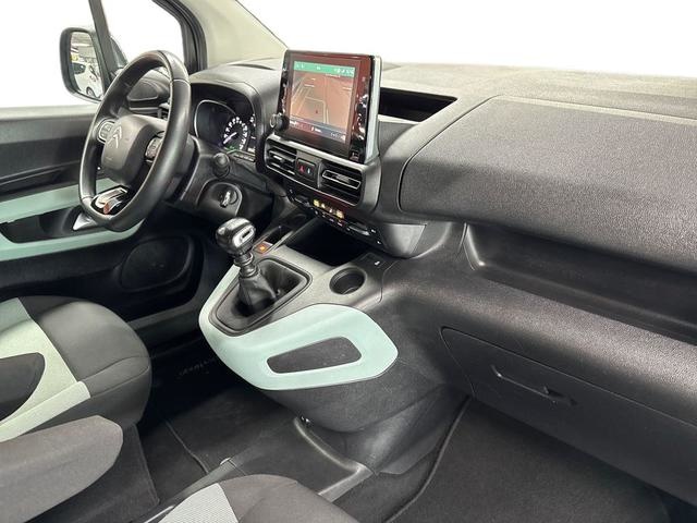 CitroenBerlingo PureTech 110 S&S Talla XL Feel 81 kW (110 CV) Vehículo usado en Barcelona - 11