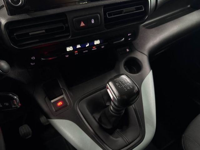 CitroenBerlingo PureTech 110 S&S Talla XL Feel 81 kW (110 CV) Vehículo usado en Barcelona - 18