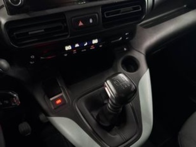 Citroen Berlingo PureTech 110 S&S Talla XL Feel 81 kW (110 CV) Citroen Berlingo PureTech 110 S&S Talla XL Feel 81 kW (110 CV)