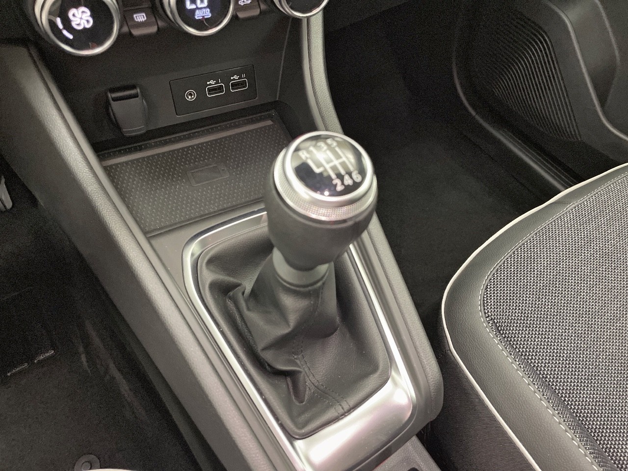 Renault Captur Techno TCe 66 kW (90 CV) - 10