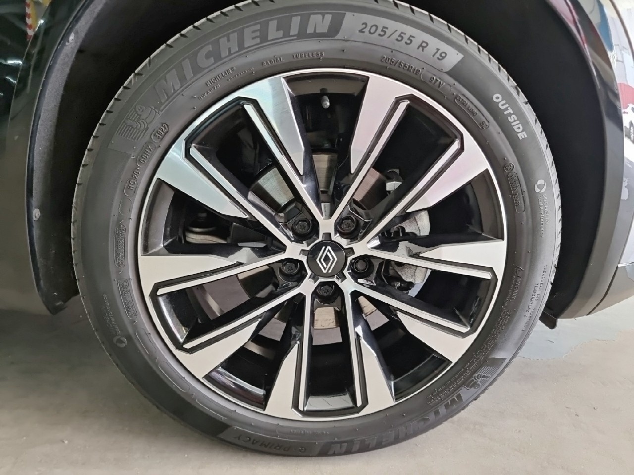 Renault Austral Techno Mild Hybrid 103 kW (140 CV) - 10