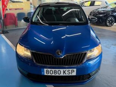 Skoda Rapid 1.0 TSI Active 70 kW (95 CV) Skoda Rapid 1.0 TSI Active 70 kW (95 CV)