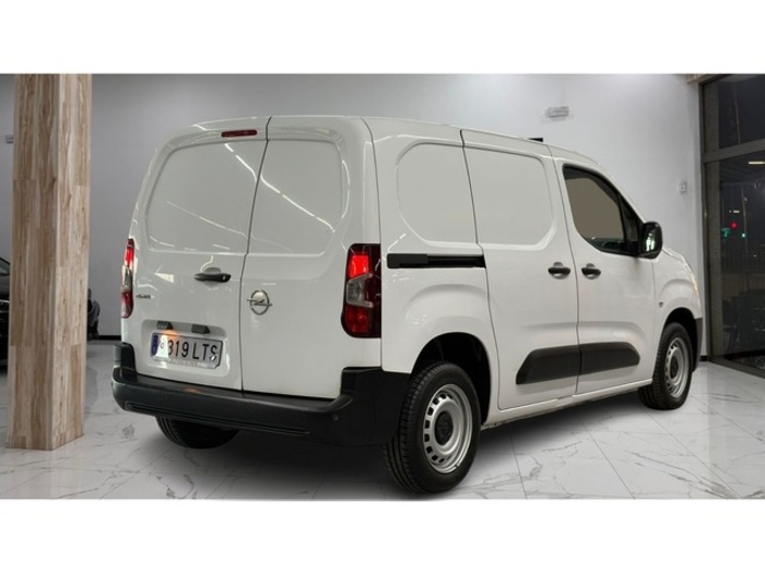 OpelCombo Cargo 1.5 TD S&S Select L H1 650k 75 kW (102 CV) Vehículo usado en Barcelona - 4 OpelCombo Cargo 1.5 TD S&S Select L H1 650k 75 kW (102 CV) Vehículo usado en Barcelona - 4