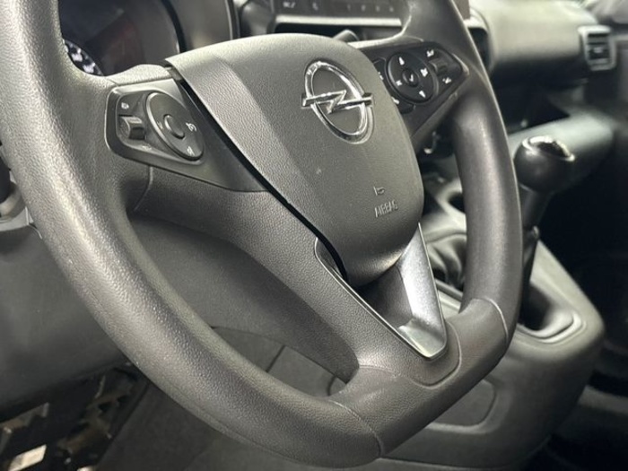 OpelCombo Cargo 1.5 TD S&S Select L H1 650k 75 kW (102 CV) Vehículo usado en Barcelona - 11 OpelCombo Cargo 1.5 TD S&S Select L H1 650k 75 kW (102 CV) Vehículo usado en Barcelona - 11