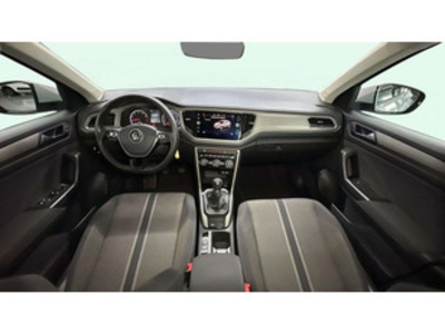Volkswagen T-Roc Advance R-Line 1.0 TSI 81 kW (110 CV) Volkswagen T-Roc Advance R-Line 1.0 TSI 81 kW (110 CV)