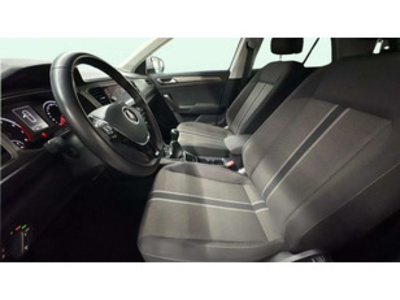 Volkswagen T-Roc Advance R-Line 1.0 TSI 81 kW (110 CV) Volkswagen T-Roc Advance R-Line 1.0 TSI 81 kW (110 CV)