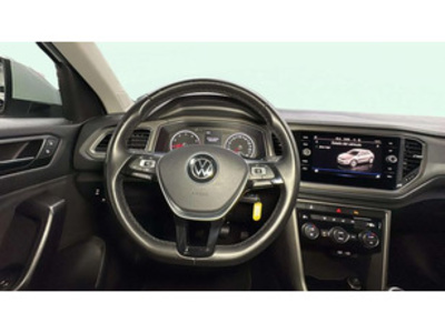 Volkswagen T-Roc Advance R-Line 1.0 TSI 81 kW (110 CV) Volkswagen T-Roc Advance R-Line 1.0 TSI 81 kW (110 CV)