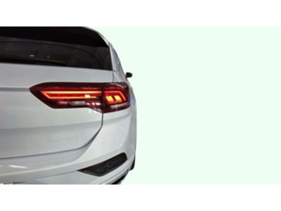 Volkswagen T-Roc Advance R-Line 1.0 TSI 81 kW (110 CV) Volkswagen T-Roc Advance R-Line 1.0 TSI 81 kW (110 CV)