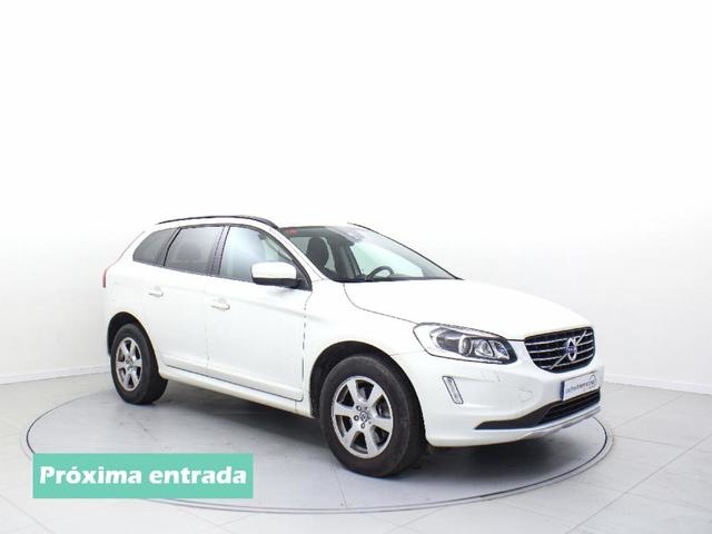VolvoXC60 D3 Momentum 100 kW (136 CV)