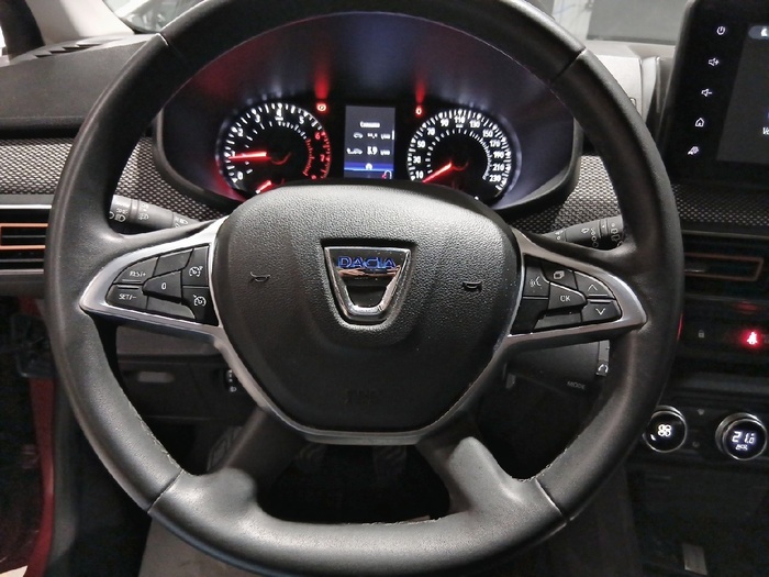 Dacia Sandero Stepway Comfort TCe 67 kW (91 CV) - 20 Dacia Sandero Stepway Comfort TCe 67 kW (91 CV) - 20