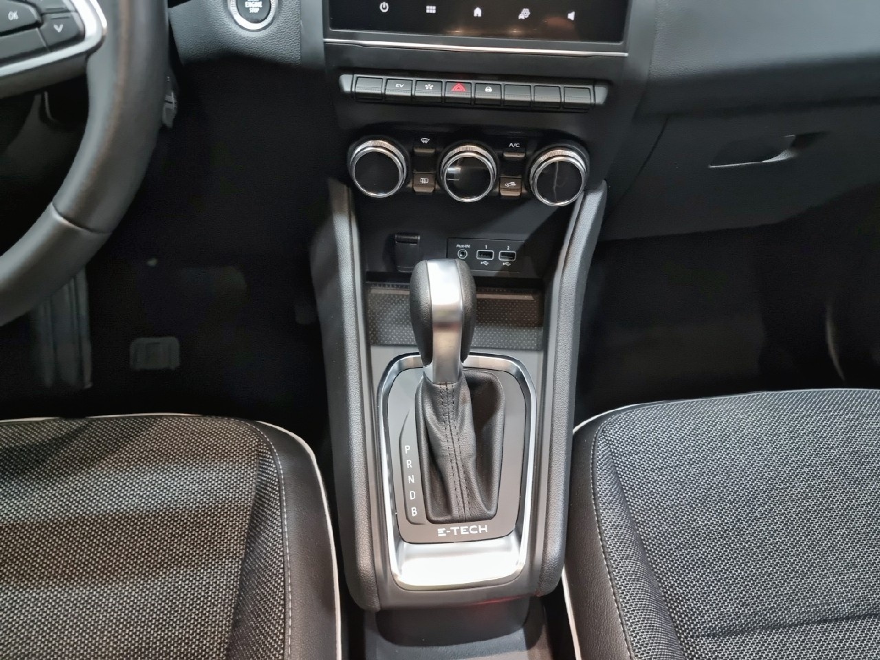 Renault Captur Techno E-Tech PHEV 118 kW (160 CV) - 7