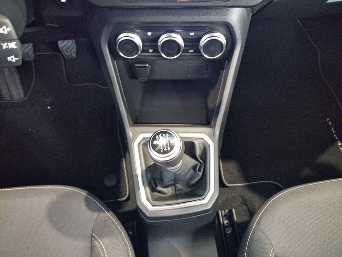 Dacia Sandero Stepway Comfort ECO-G 74 kW (100 CV) - 8 Dacia Sandero Stepway Comfort ECO-G 74 kW (100 CV) - 8