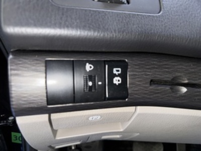 Ssangyong Rodius D22T Premium Auto 131 kW (178 CV) Ssangyong Rodius D22T Premium Auto 131 kW (178 CV)