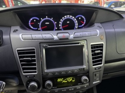 Ssangyong Rodius D22T Premium Auto 131 kW (178 CV) Ssangyong Rodius D22T Premium Auto 131 kW (178 CV)