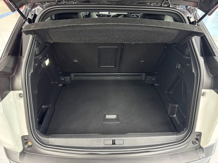 Peugeot3008 BlueHDI 130 S&S GT Line 96 kW (130 CV) Vehículo usado en Barcelona - 7 Peugeot3008 BlueHDI 130 S&S GT Line 96 kW (130 CV) Vehículo usado en Barcelona - 7