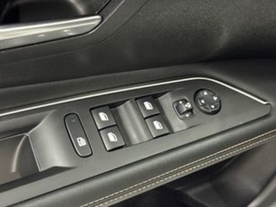 Peugeot 3008 BlueHDI 130 S&S GT Line 96 kW (130 CV) Peugeot 3008 BlueHDI 130 S&S GT Line 96 kW (130 CV)