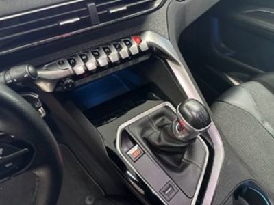 Peugeot 3008 BlueHDI 130 S&S GT Line 96 kW (130 CV) Peugeot 3008 BlueHDI 130 S&S GT Line 96 kW (130 CV)