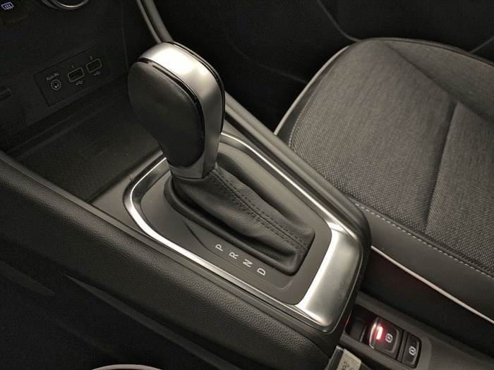 Renault Captur Zen TCe 96 kW (130 CV) EDC GPF - 7 Renault Captur Zen TCe 96 kW (130 CV) EDC GPF - 7