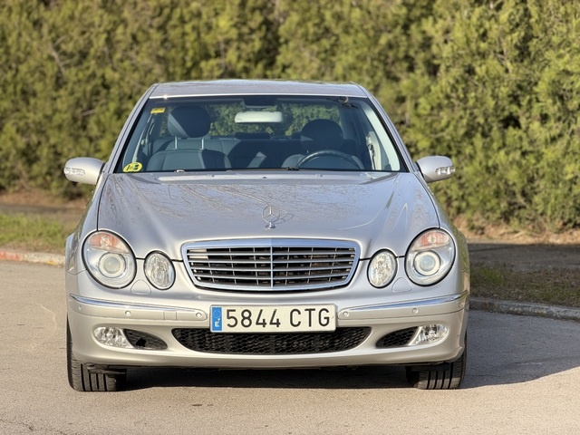 Mercedes-BenzClase E E 320 Elegance 4Matic 165 kW (224 CV) Vehículo usado en Barcelona - 13