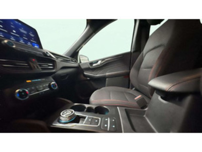 Ford Kuga 2.0 EcoBlue ST-Line Auto 88 kW (120 CV) Ford Kuga 2.0 EcoBlue ST-Line Auto 88 kW (120 CV)