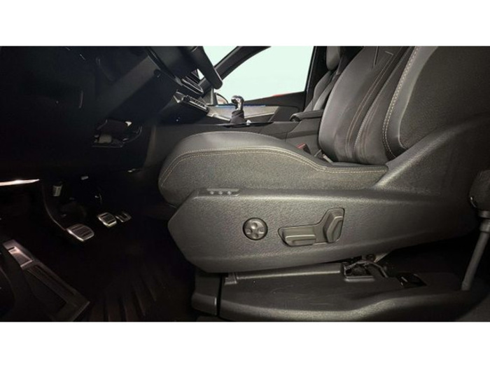 Peugeot5008 PureTech 130 S&S GT 96 kW (130 CV) Vehículo usado en Barcelona - 23 Peugeot5008 PureTech 130 S&S GT 96 kW (130 CV) Vehículo usado en Barcelona - 23