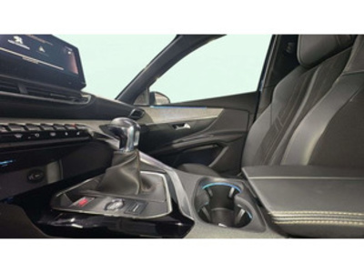 Peugeot 5008 PureTech 130 S&S GT 96 kW (130 CV) Peugeot 5008 PureTech 130 S&S GT 96 kW (130 CV)