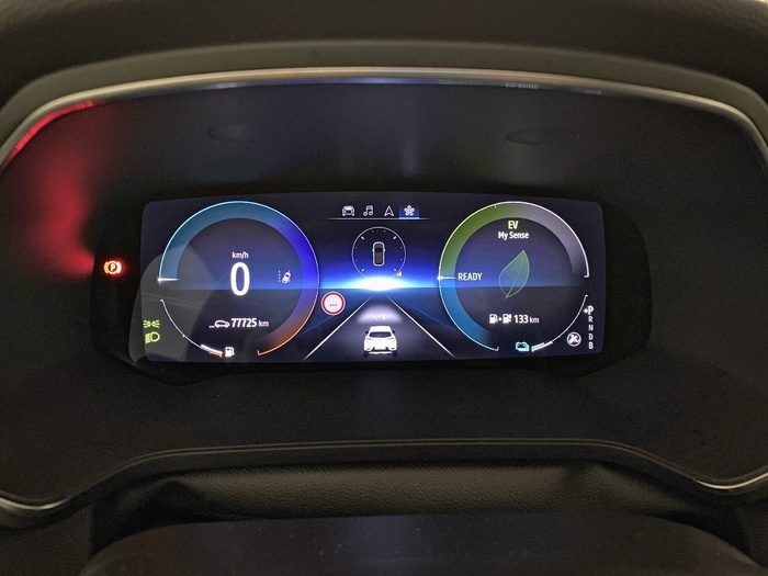 Renault Captur E-TECH PHEV 160 Fast Track 118 kW (160 CV) - 8 Renault Captur E-TECH PHEV 160 Fast Track 118 kW (160 CV) - 8