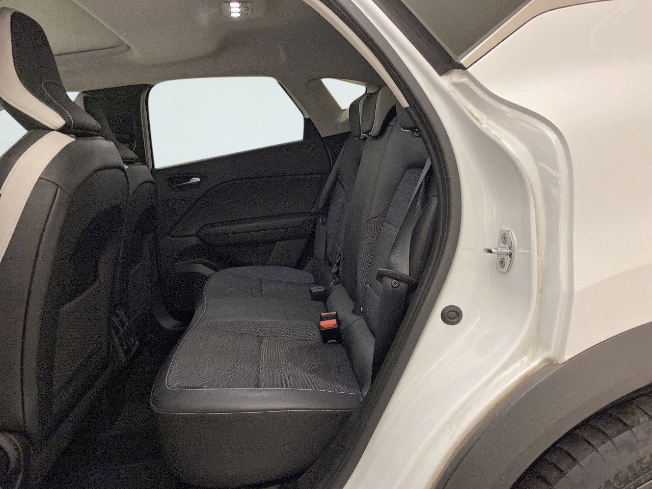 Renault Captur E-TECH PHEV 160 Fast Track 118 kW (160 CV) - 9