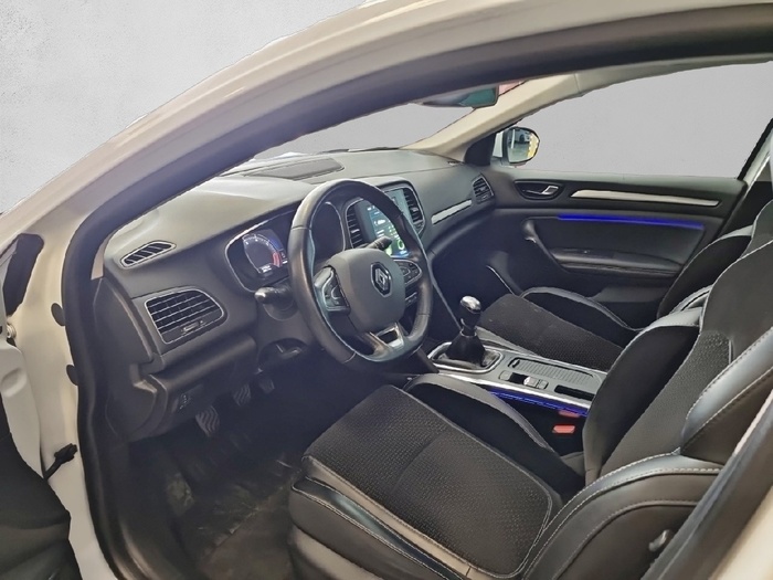 Renault Megane Zen Energy TCe 97 kW (130 CV) - 4 Renault Megane Zen Energy TCe 97 kW (130 CV) - 4