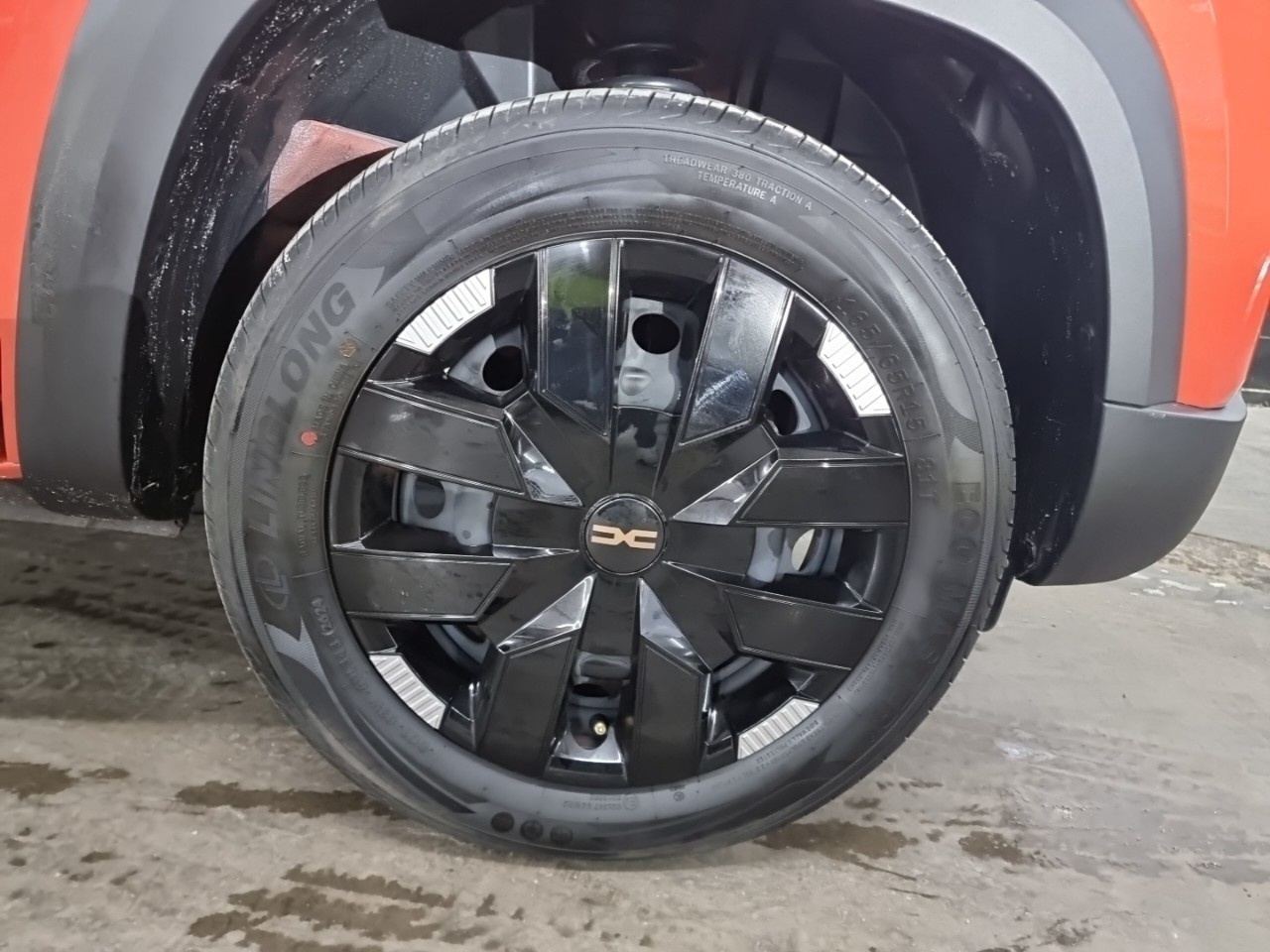 Dacia Spring Extreme Electric 48 kW (65 CV) - 11