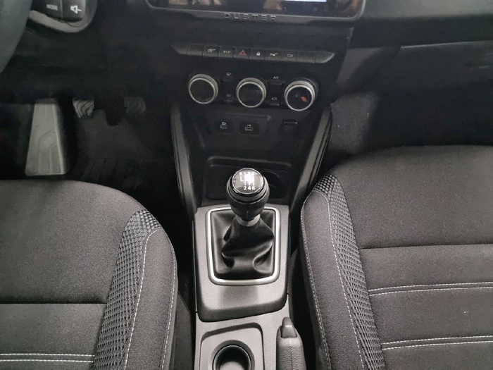 Dacia Duster Journey Go TCE 96 kW (130 CV) 4x2 - 8 Dacia Duster Journey Go TCE 96 kW (130 CV) 4x2 - 8